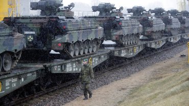 Германия рассекретила все поставки оружия в Украину: список