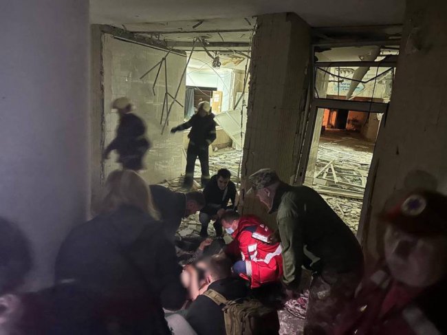 Россияне ночью нанесли ракетный удар по Киеву: погибли дети