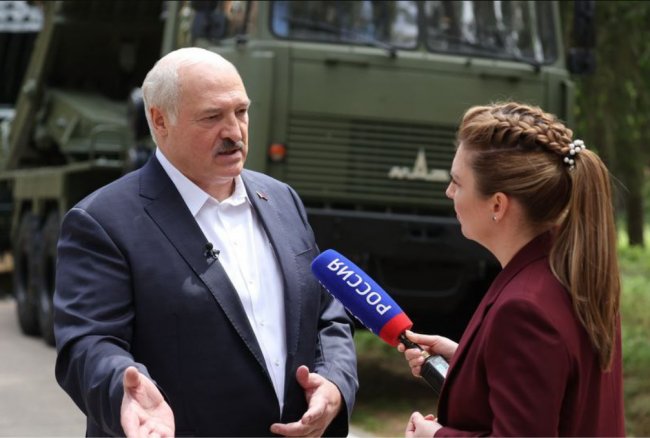 Достатньо одного дзвінка Путіну: Лукашенко пригрозив ядерним ударом