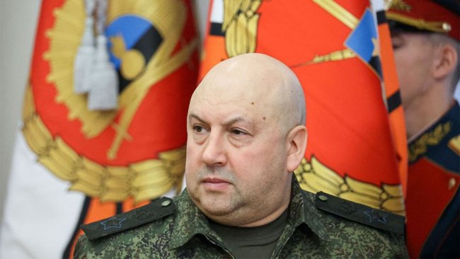 Обрав не той бік: у Росії заарештований генерал Суровікін