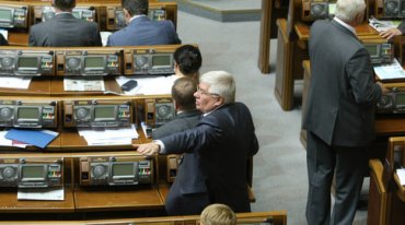 Партия регионов не против, чтобы Литвин остался в кресле спикера