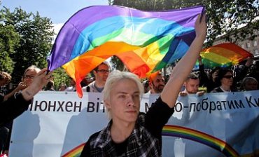 ПАСЕ рекомендует украинским политикам участвовать в гей-парадах