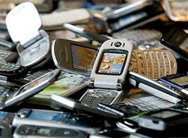 Правительство обзаведется телефонами почти на миллион гривен