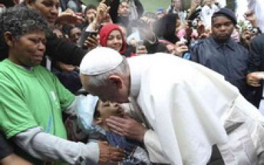 Папа Франциск посетил беднейшие трущобы Рио-де-Жанейро