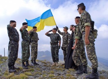 Священники на передовой поддерживают украинских военных