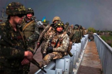 Террористы бегут в Россию, силы АТО готовятся к штурму Луганска