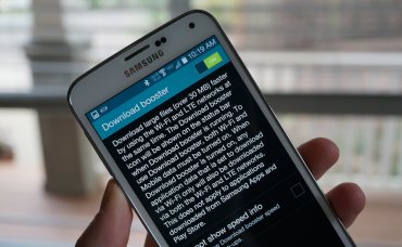В новых Galaxy S5 «заплещутся» электронные чернила