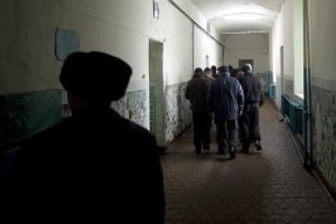 В Луганске сбежали пятеро убийц, отбывывших пожизненное заключение