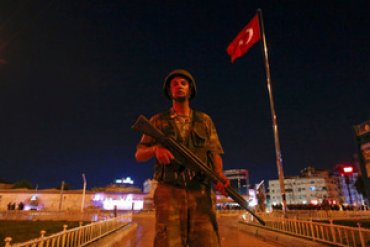 В Турции военные восстали против Эрдогана