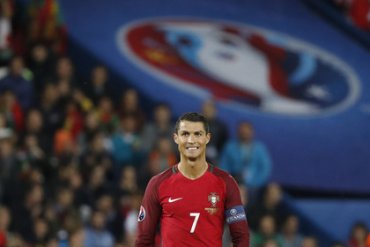 Роналду отдал призовые за Евро-2016 в фонд борьбы с детским раком