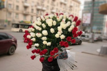 Доставка цветов в Киеве: интересные варианты на все случаи жизни