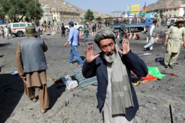 Смертники ИГИЛ совершили теракт на митинге в Кабуле