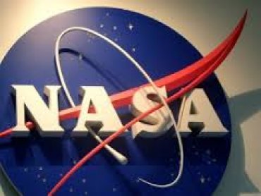 NASA показало видео трех ярких вспышек на Солнце