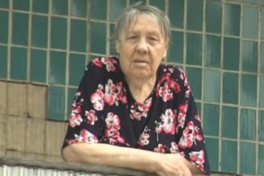 В России похороненная бабушка через 4 месяца вернулась домой 