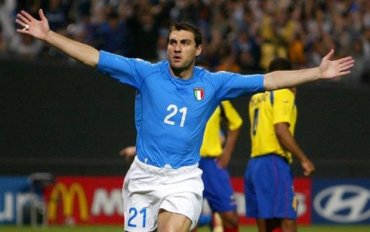 Бывший футболист сборной Италии возобновил карьеру в 43 года