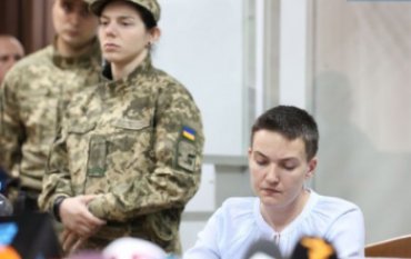 Савченко объявила голодовку после решения суда о продлении ей ареста