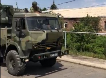 Российские военные вторглись в Армению