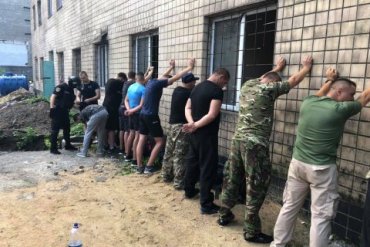 Вооруженные люди пытались захватить завод в Одессе