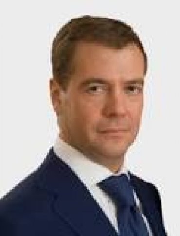 Дмитрий Медведев предложил украинцам смирится с потерей Крыма и оккупацией Донбасса
