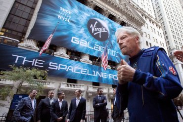 Миллиардер Брэнсон полетит в космос раньше основателя Amazon на 9 дней