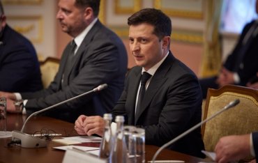 Зеленский пригласил Грузию и Молдову на саммит Крымская платформа