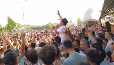 В Узбекистане вспыхнули массовые протесты: чего хотят люди