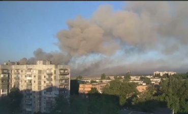 В оккупированном Шахтерске взрываются склады: людей эвакуируют. Видео