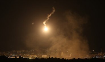Ночью Россия обстреляла Харьков: одна из ракет попала в жилую многоэтажку