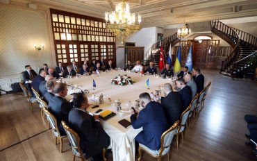 У Туреччині закінчилися чотиристоронні переговори щодо українського зерна: перші підсумки