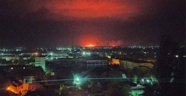 Під Мелітополем вночі пролунали вибухи. Фото і відео
