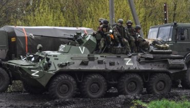 В очікуванні втечі: російські військові грабують Херсон