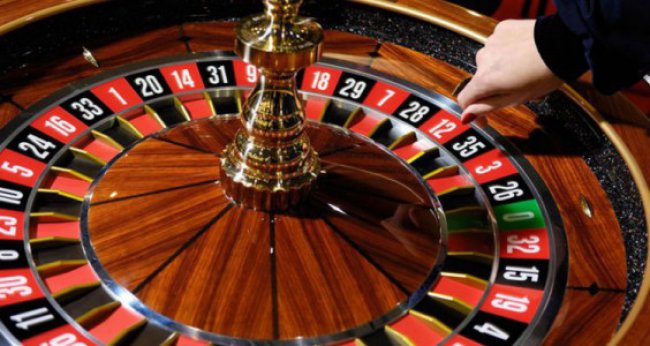 Лайв казино – як грати з реальним дилером