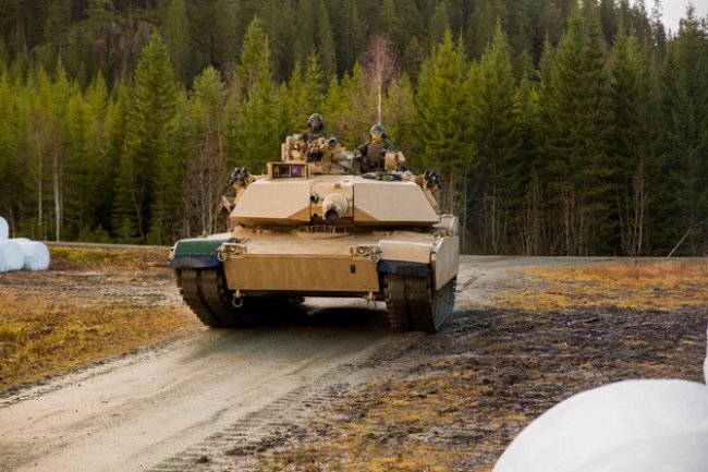 Украина может получить первые танки Abrams в сентябре — Politico