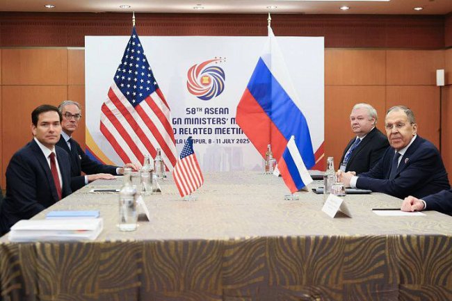 Росія запропонувала «новий підхід» до врегулювання в України – Рубіо після зустрічи з Лавровим