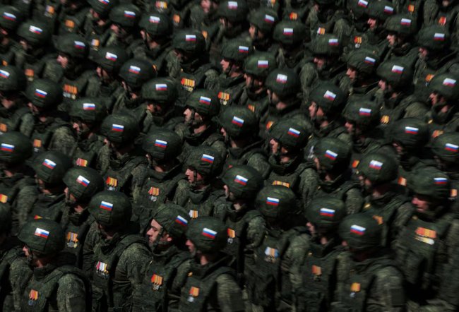 Пекін готував росіян до війни: генерали НВА тренували колег з РФ – Reuters