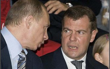 Путин готовит отставку Медведева?
