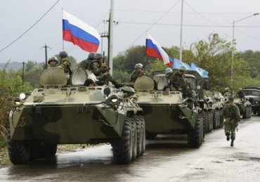 Разведка подтверждает: колонна российской бронетехники движется по Украине