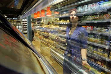 Европейцы хотят ввозить продукты в Россию через Швейцарию