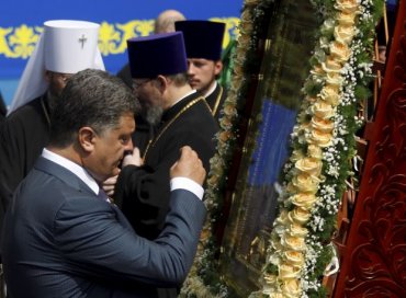 Лидеры церквей и президент Украины приняли участие в молитве за Украину