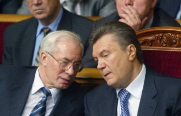 Азаров упрекнул Януковича в мягкотелости и не хочет иметь с ним ничего общего