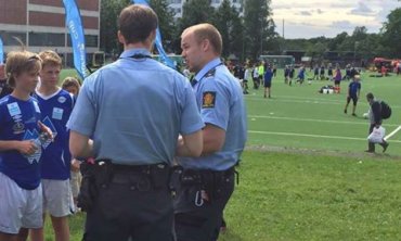 На детском футбольном турнире команда России избила команду Норвегии