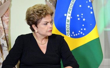 Сенат в Бразилии проголосовал за продолжение импичмента президента