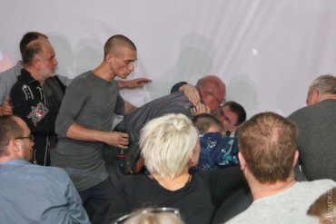 Встреча с российским художником Павленским в Одессе закончилась смертью