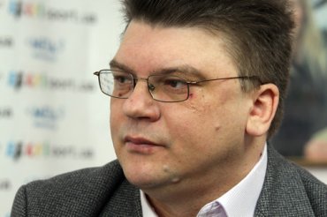 Министра спорта Украины призывают подать в отставку