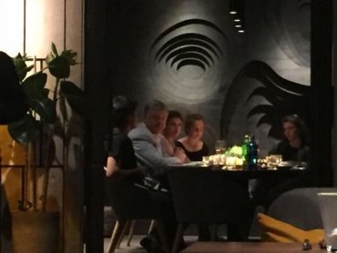 Порошенко с семьей тайно поужинали в киевском ресторане