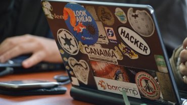 15-летний хакер взломал криптокошелек создателя антивируса McAfee и установил на него игру DOOM
