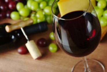 Компонент красного вина оказался эффективным средством против депрессии