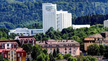 Безвиз для иностранных туристов, едущих на лечение в Трускавец, пообещал ввести Зеленский