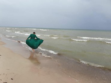 Босая Надя: соцсети взорвала пляжная фотосессия Савченко