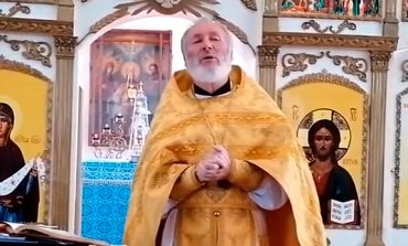 Священника РПЦ отстранили от должности за критику патриарха Кирилла